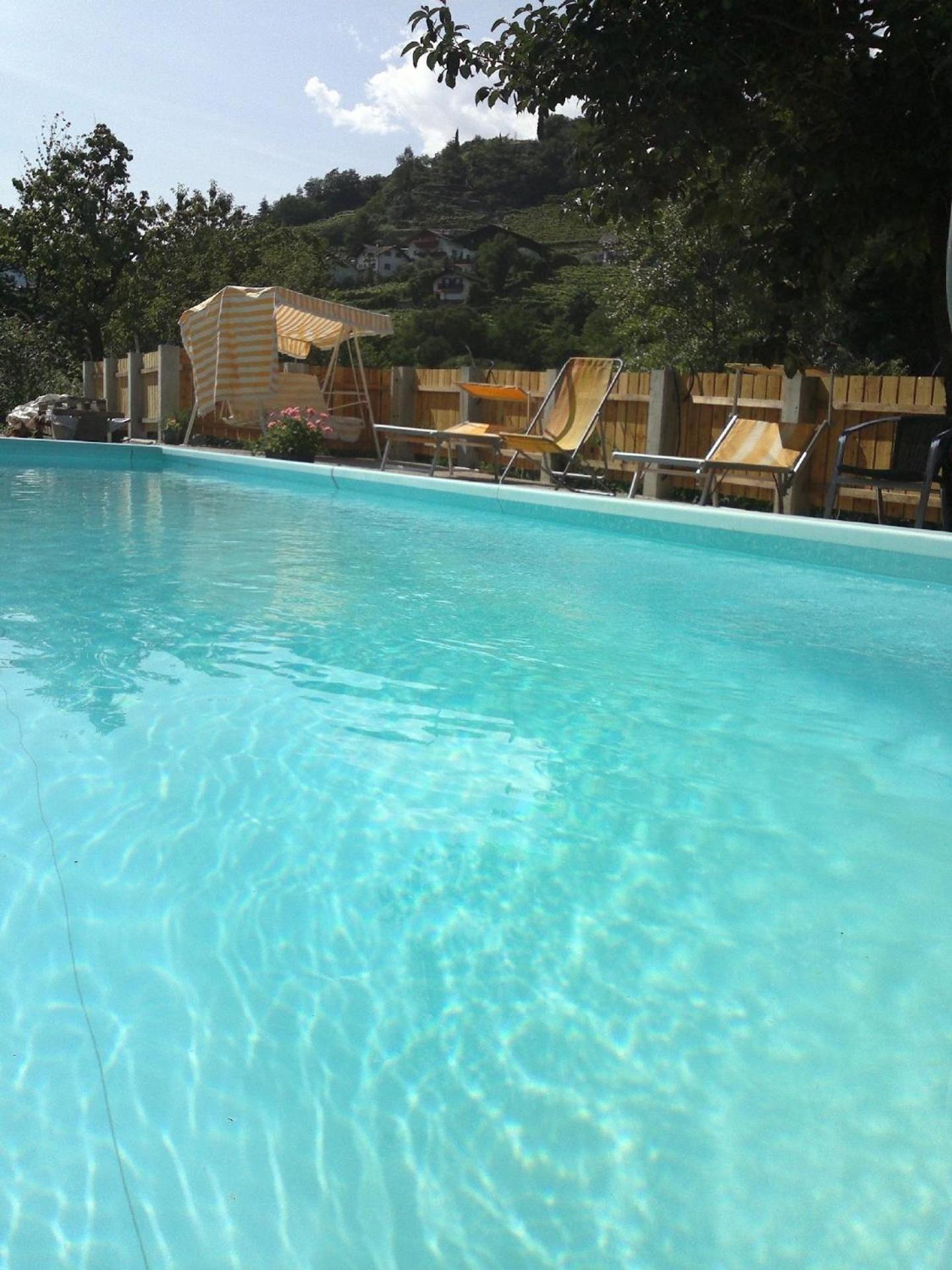 Appartamento Moderne Mit Balkon Und Pool Merano