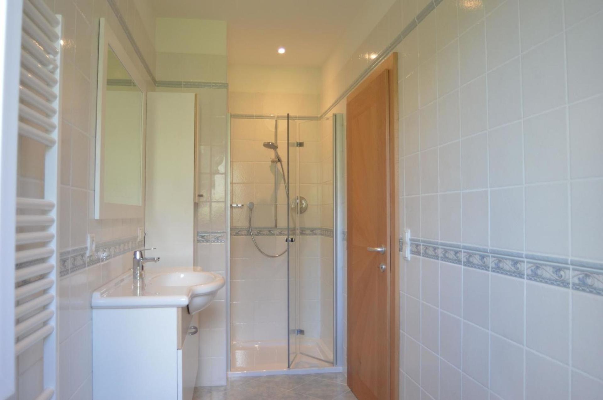 Appartamento Moderne Mit Balkon Und Pool