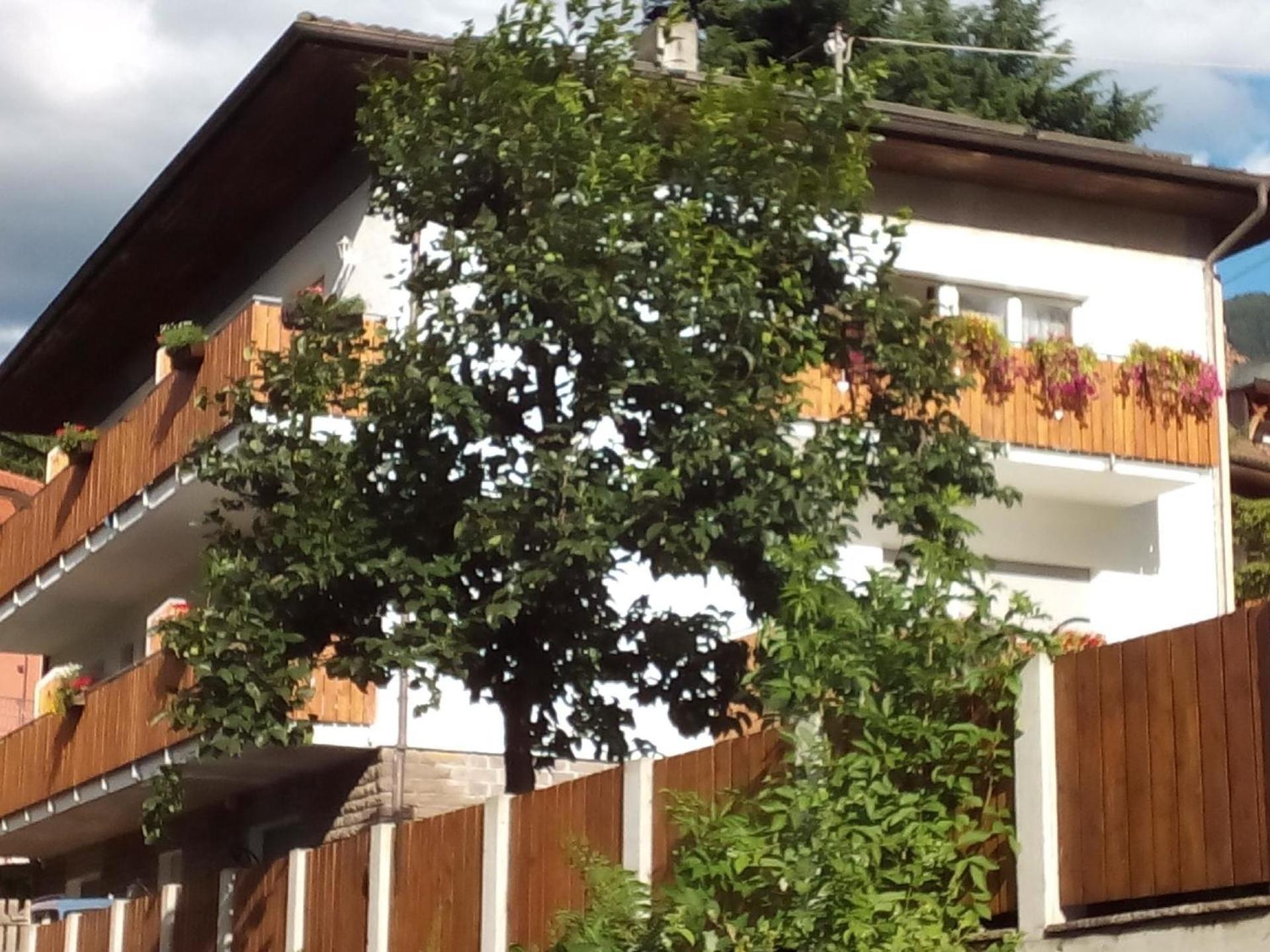 Appartamento Moderne Mit Balkon Und Pool *