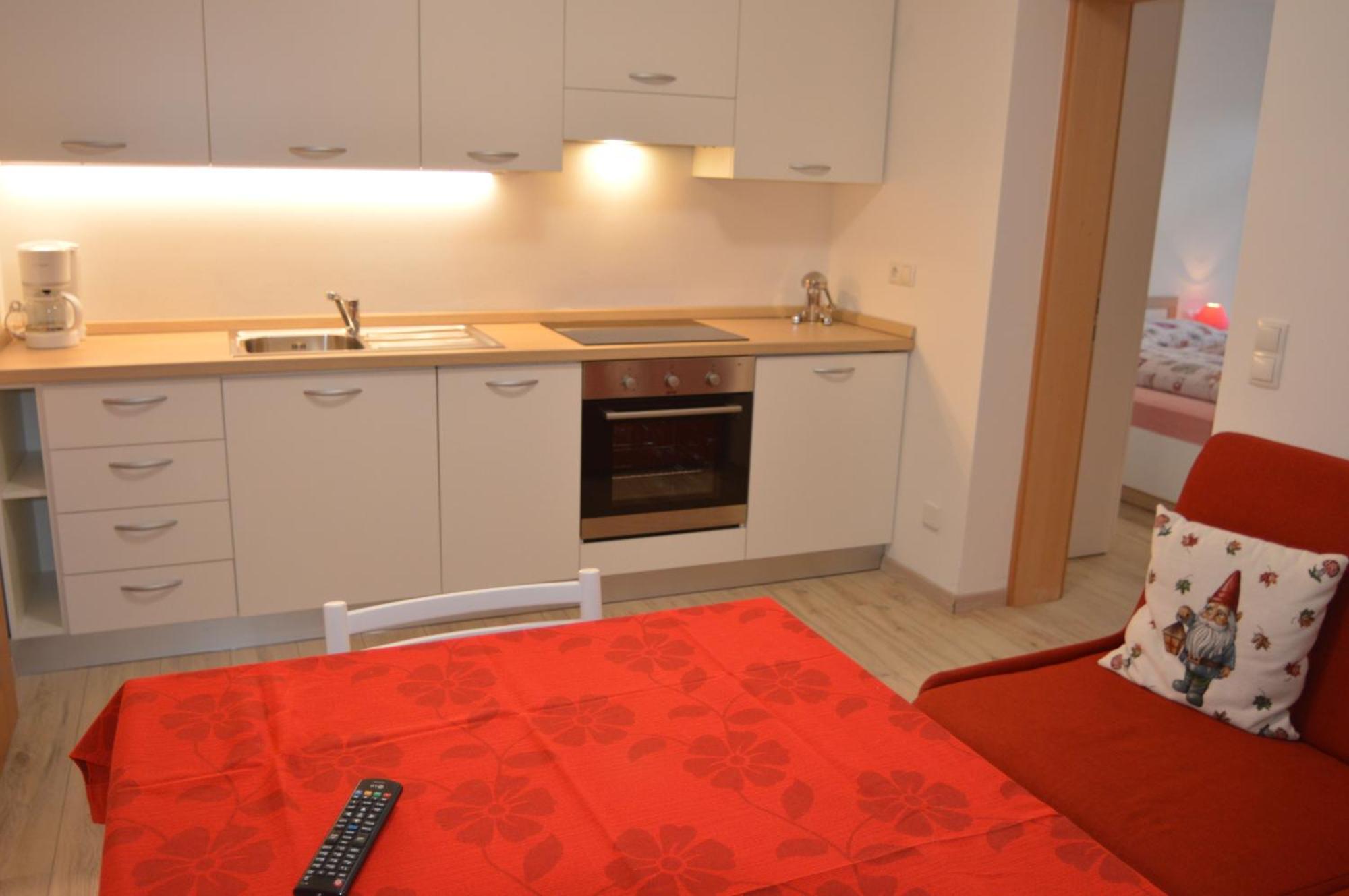 Moderne Mit Balkon Und Pool Appartamento *